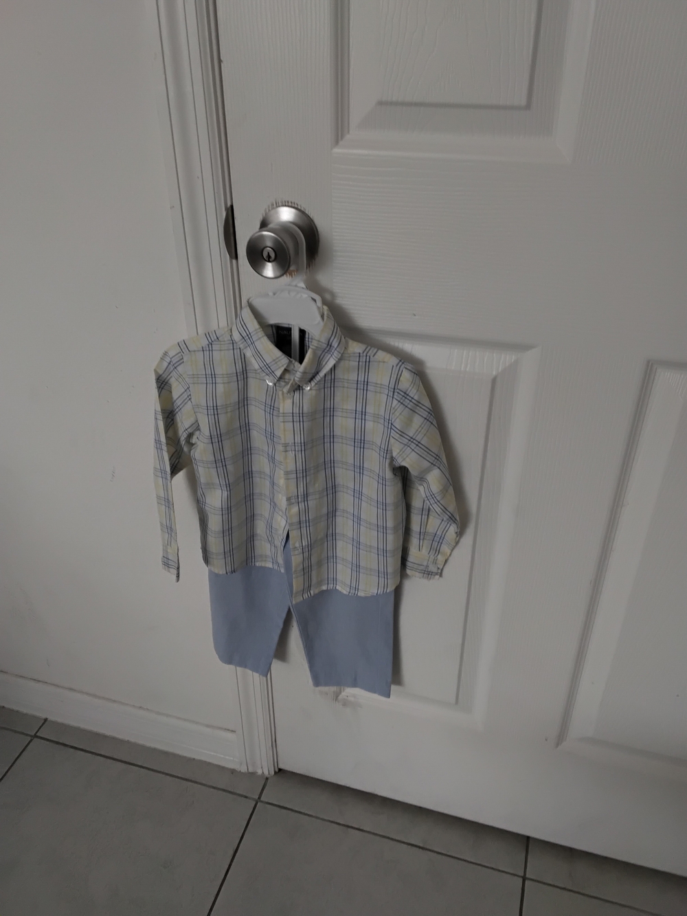 Van Heusen Boys Plaid Button-Down Shirt in Yellow & Light Blue